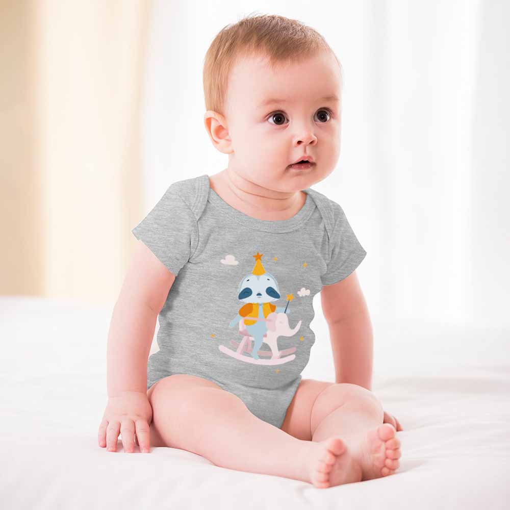 Short -Sleeve Baby's Bodysuit